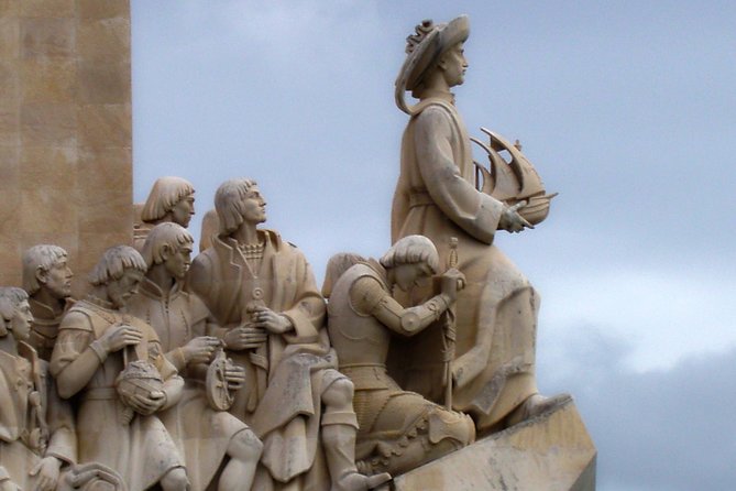 Private tour Portugal 3 days from Lisbon - Day 1 in Lisbon: Moorish streets, downtown squares, and Belém classics