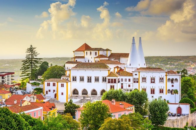 Private Tour: Sintra, Cabo da Roca and Cascais Day Trip from Lisbon - Cascais and Estoril: seaside strolling with a real break from hills