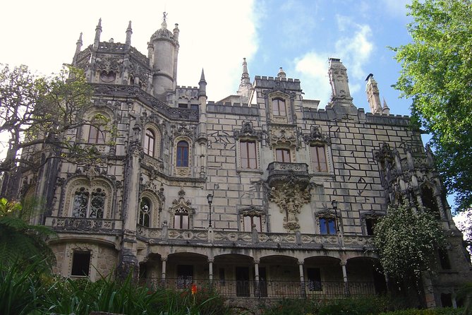 Private Tour Sintra, Pena Palace, Quinta Regaleira, Cabo Roca, Cascais - Cascais Marina and the Casino Estoril photo pass