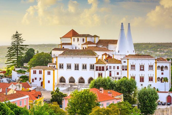 Private Tour: The Mystical, Magical, Medieval Town of Sintra with tickets and lunch - Price and logistics: what $417 per person is really paying for