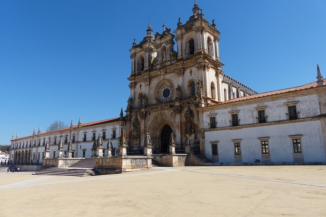 Private Tour "The Templars Treasure" to Tomar, Batalha and Alcobaça from Lisbon - How the guide experience can shift the whole day (Pedro’s example)