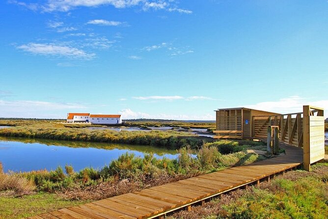 Private Tour to Arrabida with Wine and Cheese Tasting at the Mourisca Tide Mill - Setúbal: wine country on your doorstep