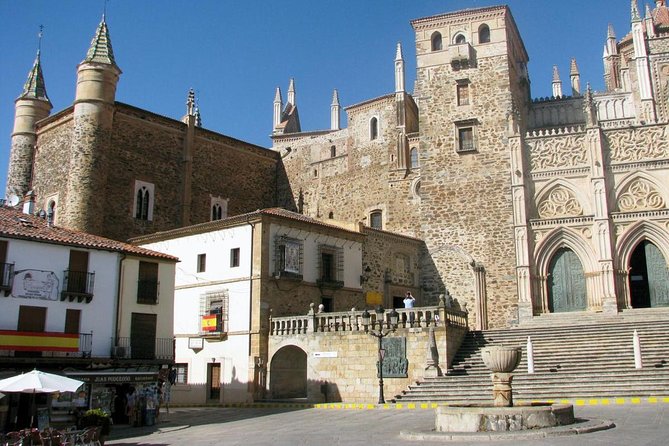 Private Tour to Evora and Merida - World Heritage City of the Roman Empire - Stop in Badajoz at the Ayuntamiento area and the fortress culture zone