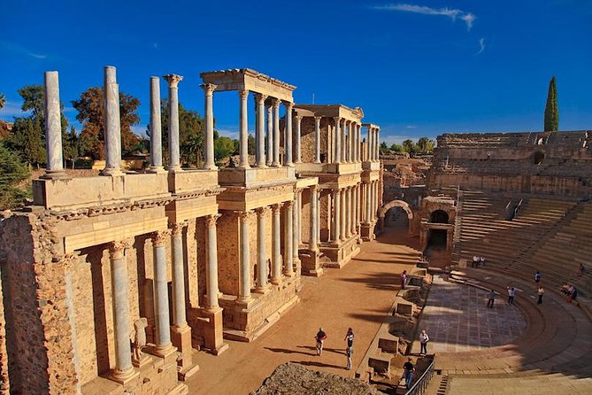 Private Tour to Evora and Merida - World Heritage City of the Roman Empire - Évora in Portugal: Roman roots to the bone chapel shock