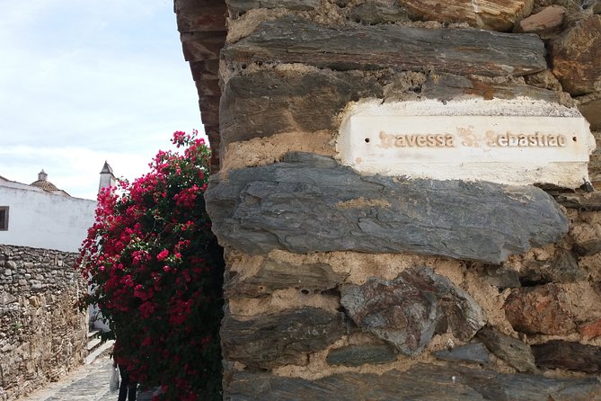 Private Tour to Evora and Monsaraz from Lisbon - Monsaraz Castle and Walls: Medieval Streets, Alqueva Views
