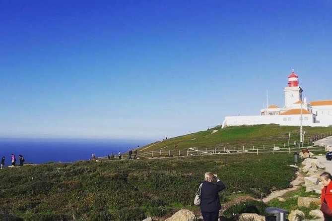 Private tour to Sintra and Lisbon City Full Day - The Private Vehicle Experience: Comfort, Water, and Realistic Pacing