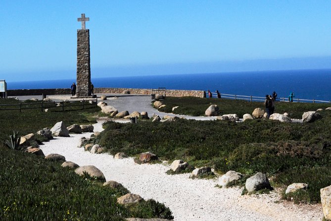 Private Tour to Sintra with Cabo da Roca and Cascais - Languages and Communication: English, Spanish, Portuguese