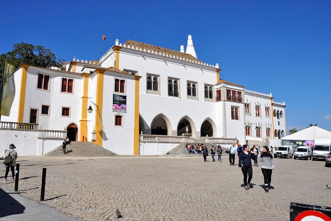 Private Tour to Sintra with Cabo da Roca and Cascais - Sintra Town Free Time: Quick Orientation Before the Palaces