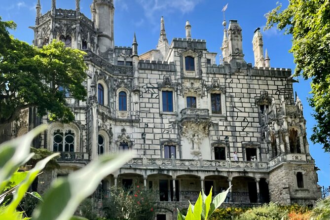 Private Tour to Visit the Monuments in Sintra 5 Hours - Value and logistics: is $185.09 per group worth it?