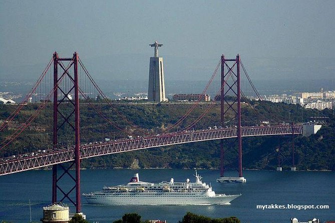 Private Transfer Between Lisbon, Porto, or Algarve - How to Plan Your Photo Stops Without Losing the Day