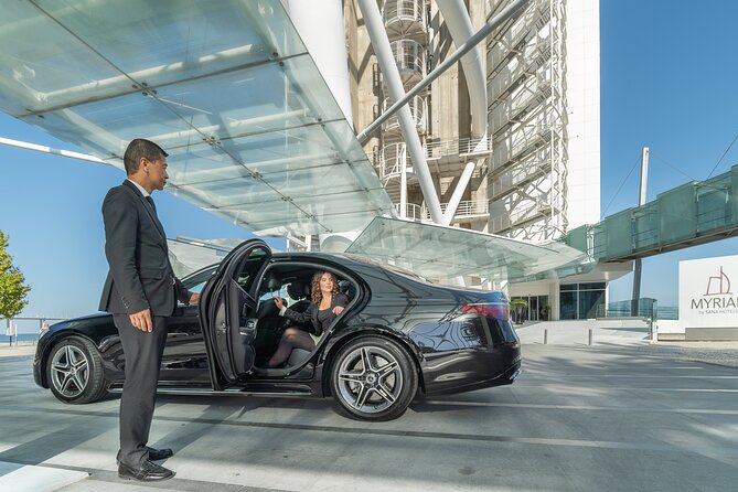 Private Transfer from Airport to Lisbon (Unlimited Waiting Time) - Key details that make this transfer feel worth it
