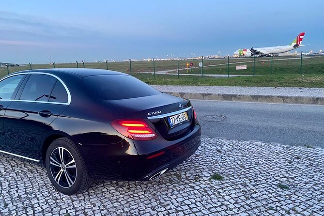 Private Transfer from Airport to Lisbon (Unlimited Waiting Time) - Timing: what 20 to 30 minutes means on arrival day
