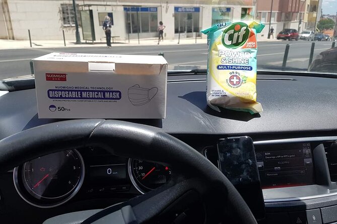 Private Transfer from Lisbon to Porto with Tour - Comfort on a 10-Hour Day: Car, WiFi, and Water