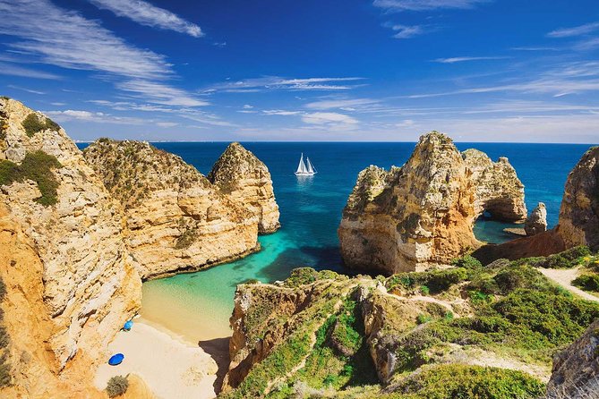 Private Transfer From / To Lisbon Airport x Algarve - The 2 to 3 Hour Lisbon to Algarve Drive