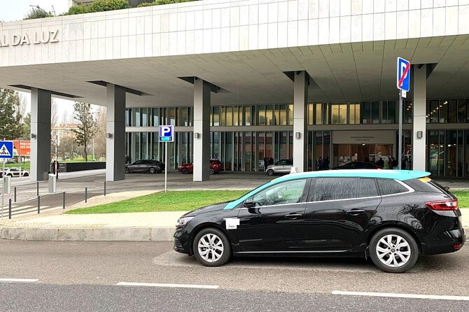 Private Transport from the Airport to the Center of Lisbon - Quick hits before you go