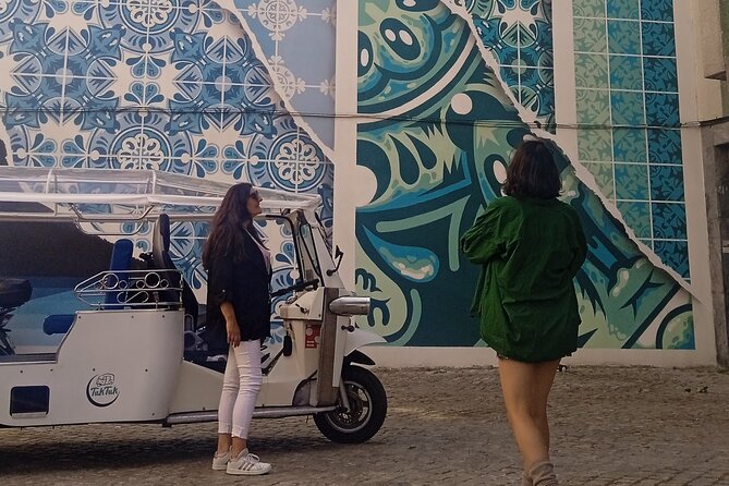 Private Tuk Tuk of the Old Town Lisbon and Street Art Highlights - Lisbon Cathedral stop: 12th century inside views and style clues