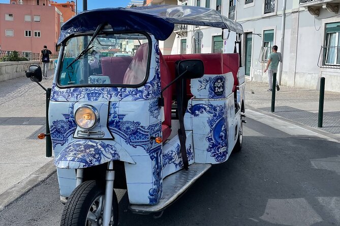 Private Tuk Tuk Tour in Lisbon 1H30 - Why Lisbon’s viewpoints work best from a tuk tuk
