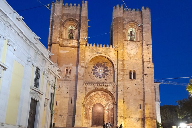 Private tuk tuk tour through the historic center of Lisbon - Key Highlights You’ll Notice Right Away