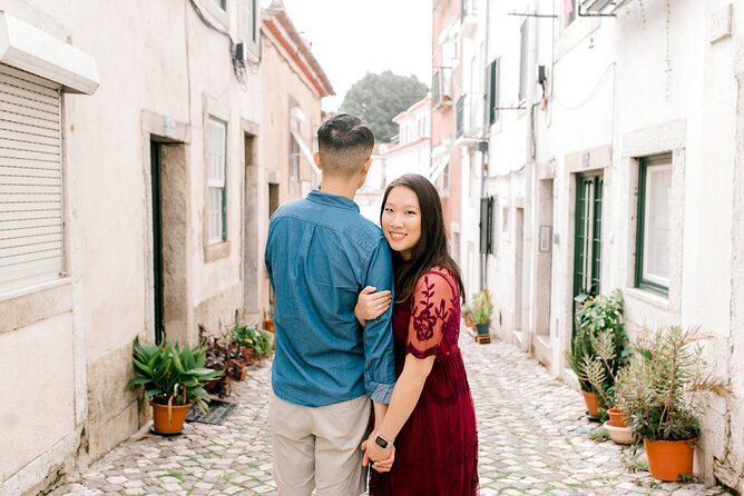 Private Vacation Photography Session with Local Photographer in Lisbon - Largo do Carmo: a quieter pause that can balance your route