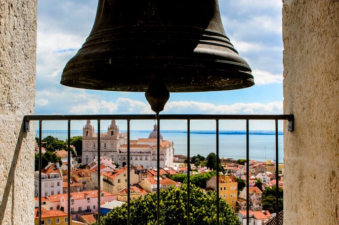 Private Walking Tour - Wandering Around Lisbon - Largo da Graça start and the warm-up viewpoint at Senhora do Monte