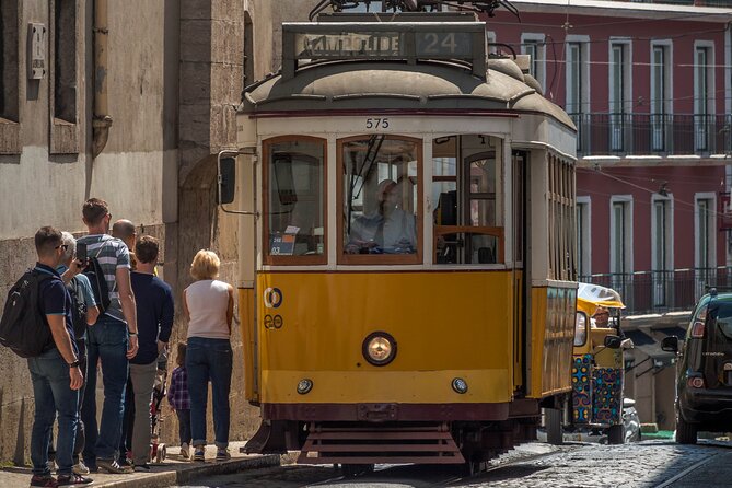 Queer Lisbon Historical Tour - Stop 5: Prça Martim Moniz and what contemporary queer activism is challenging now