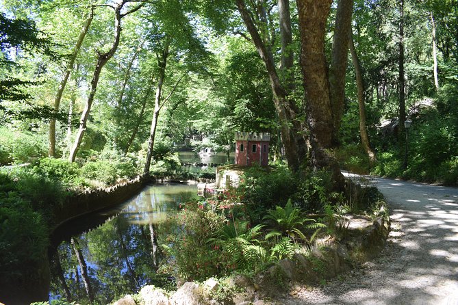 Quick visit to Sintra town from Lisbon Private Tour - Half day - Seeing more without paying for everything: outside looks at Seteais and Monserrate