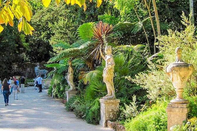 Quinta da Regaleira Skip the Line Tickets with Host - What you really get with skip-the-line tickets and a host