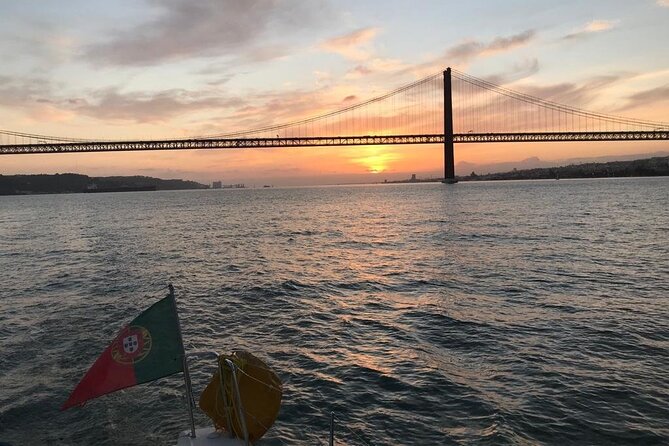 Sailboat Tour in Lisbon with drinks included | Morning and Sunset - Getting to the dock and starting under the 25 de Abril Bridge