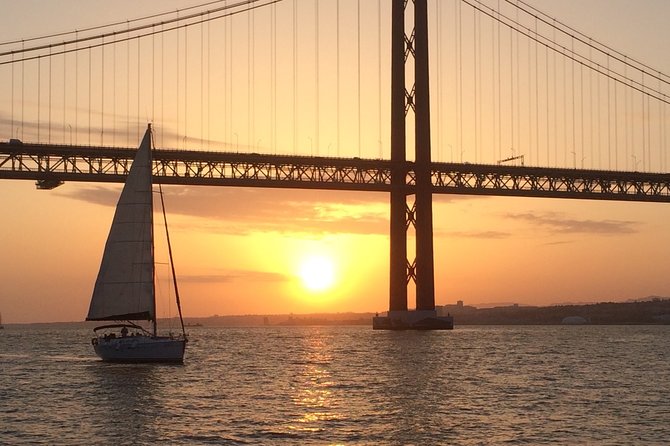 Sailing tour to the sunset in Lisbon - Jerónimos Monastery from the Tagus: the Manuel I factor