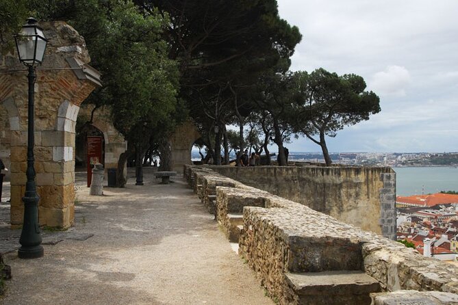 Saint George Castle Guided Tour from Lisbon - Why São Jorge Castle belongs high on your Lisbon map