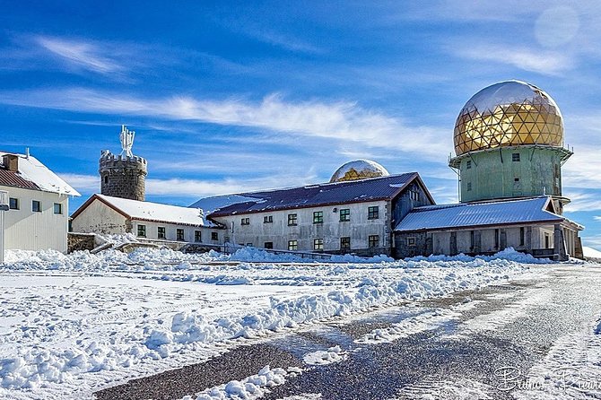 Seia / Manteigas / Serra da Estrela private tour - Torre at Serra da Estrela: viewpoint energy and snow depending on season