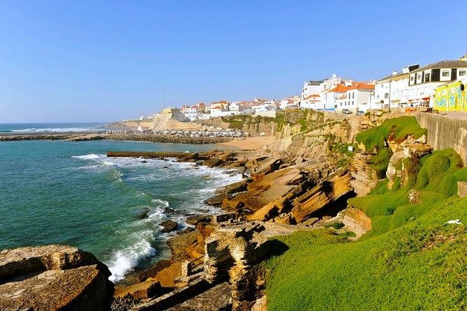 Senior Tourism: Gastronomic and cultural experience near Lisbon - Beachside seafood lunch: what’s included and how to make it count