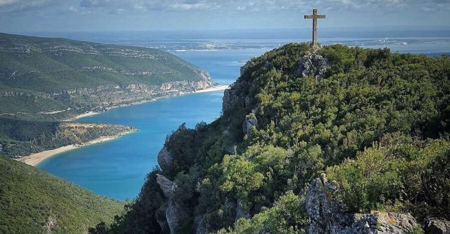 Setúbal Tour, Mountains & Sea, w/ Wine Tasting! FROM LISBON - Meeting at Cinema São Jorge: easy start, clear handoff