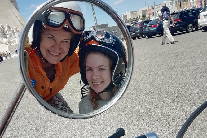 SIDECAR - 4 hours - Overview Lisbon - Flea market vibes, a river-side square, and Parque Eduardo VII