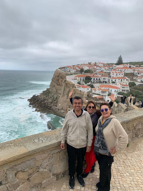 Sintra: All Palaces Tour 2.5 hs - How the electric Ford T style tour keeps Sintra calmer