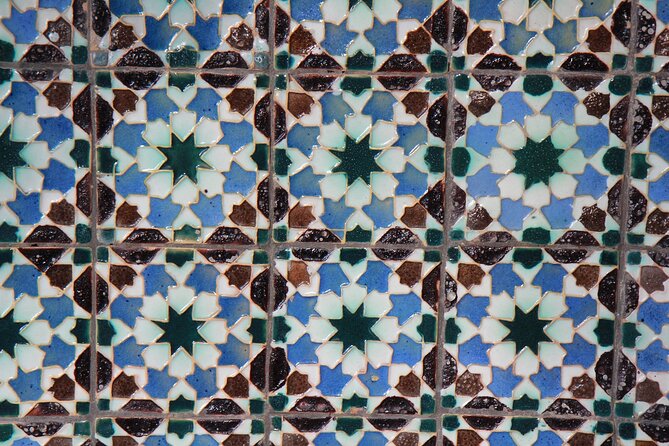 Sintra and Cascais and Estoril Private Tour - Pena Park and National Palace: how Sintra palace choices play out