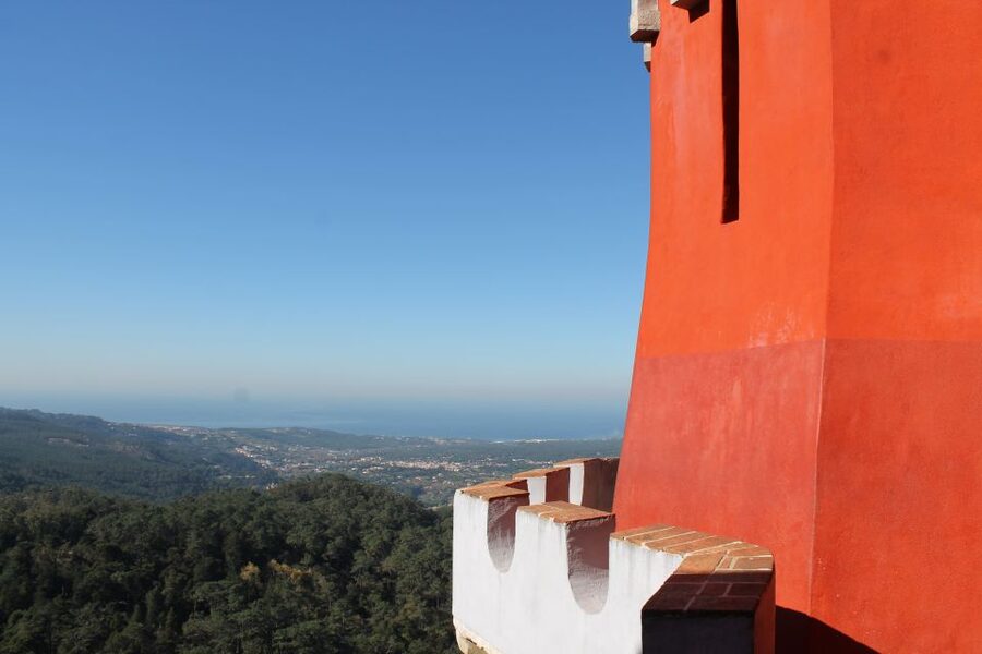 Sintra and Cascais: Full-Day Private Sightseeing Tour - Private guide perks that make the day feel smooth