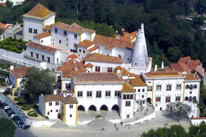Sintra and Cascais Half Day Trip from Lisbon in Private Vehicle - Practical Tips for a Smoother Sintra and Cascais Half-Day