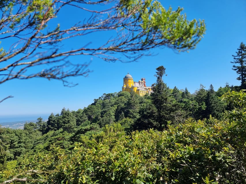 Sintra and Cascais: Magical Fairytale Tour - Hard Rock Cafe pickup and a small-group rhythm