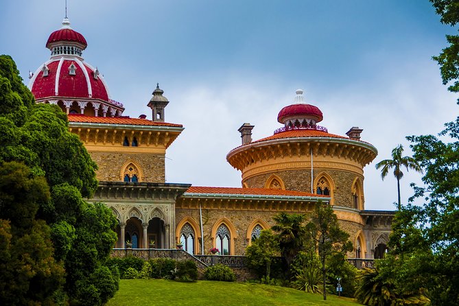 Sintra & Cascais Private Tour - Sintra National Palace: a short stop with a big sense of place