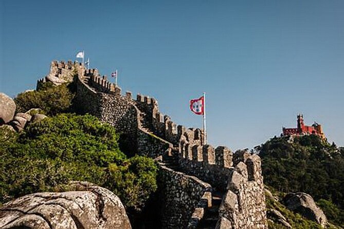 Sintra Cascais Private Tour with Pena Palace and Mouros Castle - Stop 1, Castelo dos Mouros: Moorish Castle views with real stair climbing