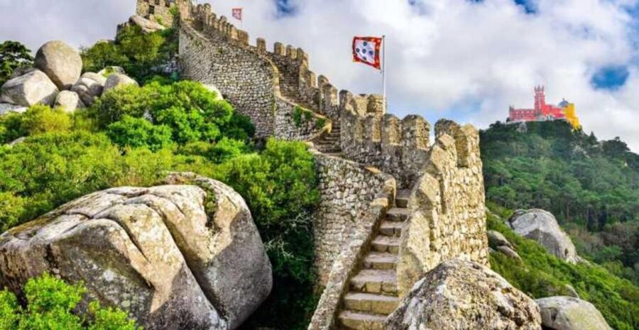 Sintra: Castle of the Moors Skip-the-Line Ticket+Audio Guide - Setting up your smartphone audio tour the right way