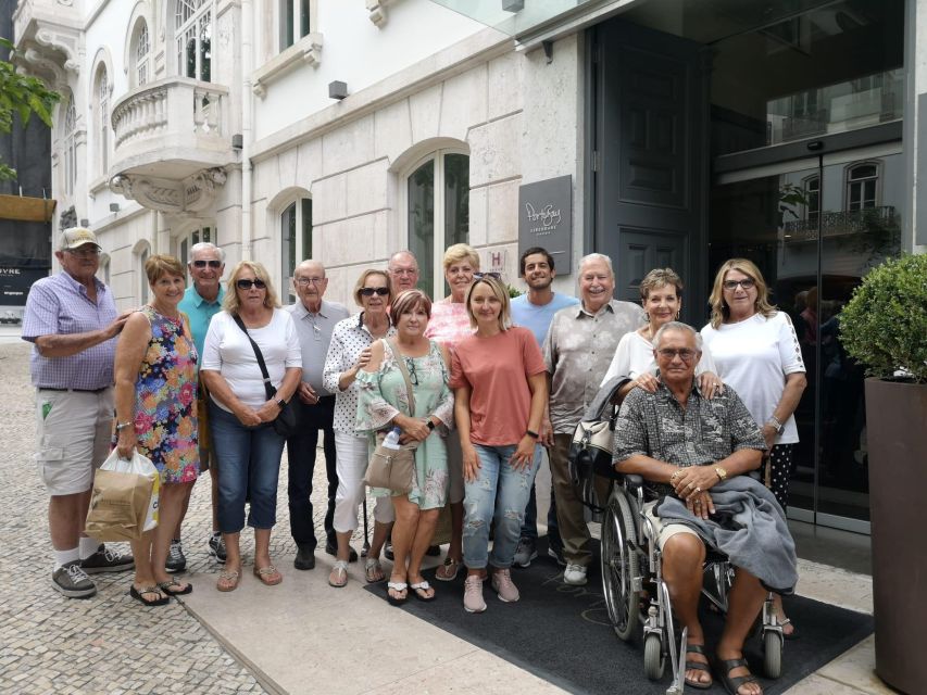 Sintra: Full Day guided tours by Van with Local guide - Cascais coastline closeout: short sightseeing with a better landing