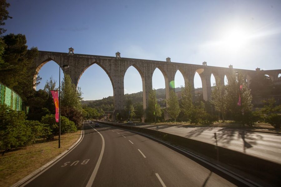 Sintra: Half-Day Tour with Royal Palace Ticket - A half-day that covers the icons, not the downtime