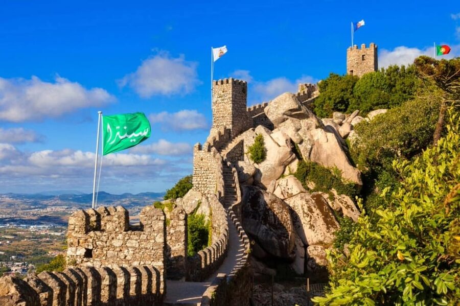 Sintra: Official Public Bus Transport: All Palaces & Castles - Ticket basics: validating, digital pass, and onboard help