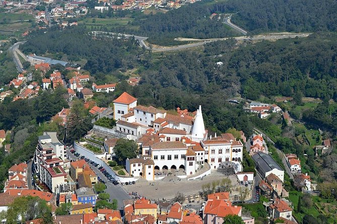 Sintra Palácio da Pena, Cabo da Roca and Cascais - Jerónimos area and Pastéis of Bethlehem tasting