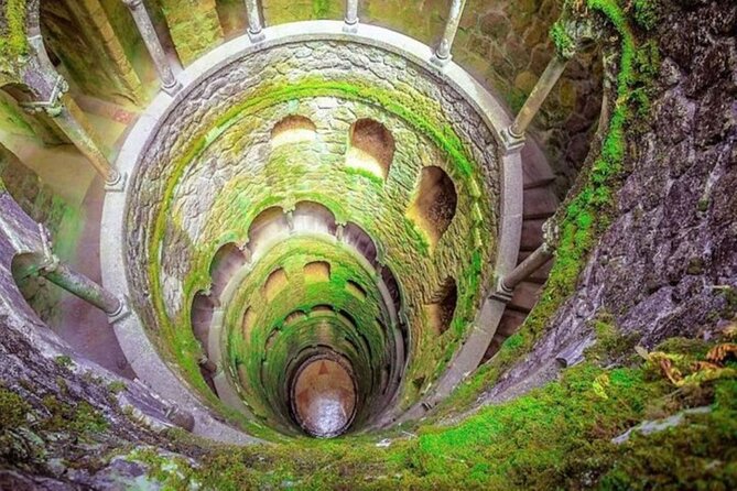 Sintra,Palácio da Pena,Quinta da Regaleira and Cascais - A smooth start from Lisbon, with the day mapped out