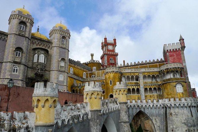 Sintra, Pena Palace, Cabo Roca, Cascais Small Group from Lisbon - Cabo da Roca: the Western edge of Europe, brief but dramatic