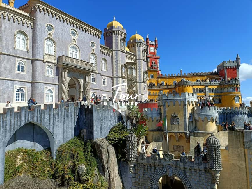 Sintra: Pena Palace. Moorish Castle. Cabo da Roca. & Cascais - Cabo da Roca: where the earth ends and the sea starts