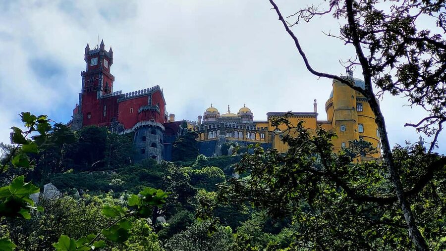 Sintra: Private and Customizable Tour - Quinta da Regaleira: secret tunnels, gardens, and a slower mindset